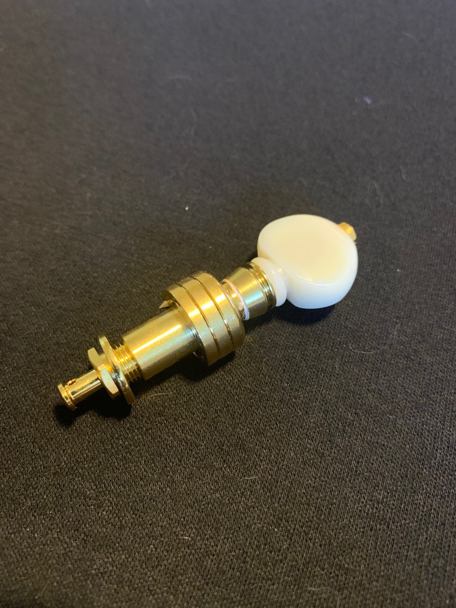Gotoh Bright Gold Plated Banjo Tuner with Cream Button
